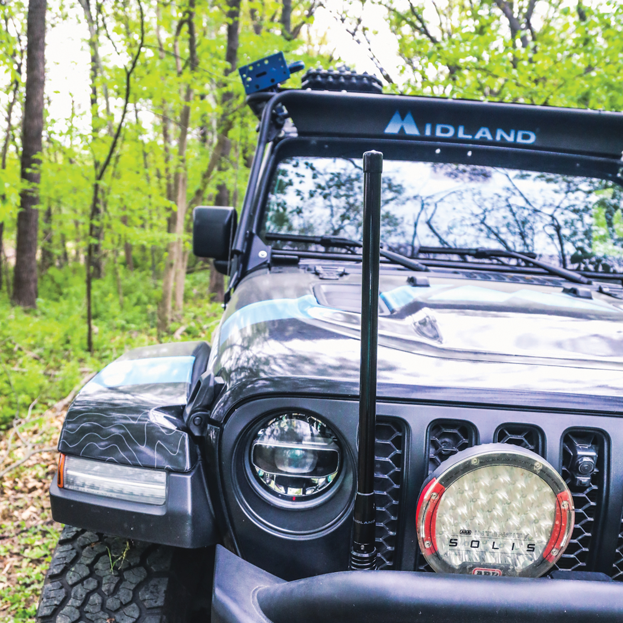 MXAT05 MicroMobile 3 dB Heavy-Duty Bull Bar Antenna | Highland - Image 3